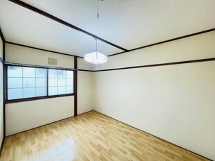 山田マンションの物件内観写真